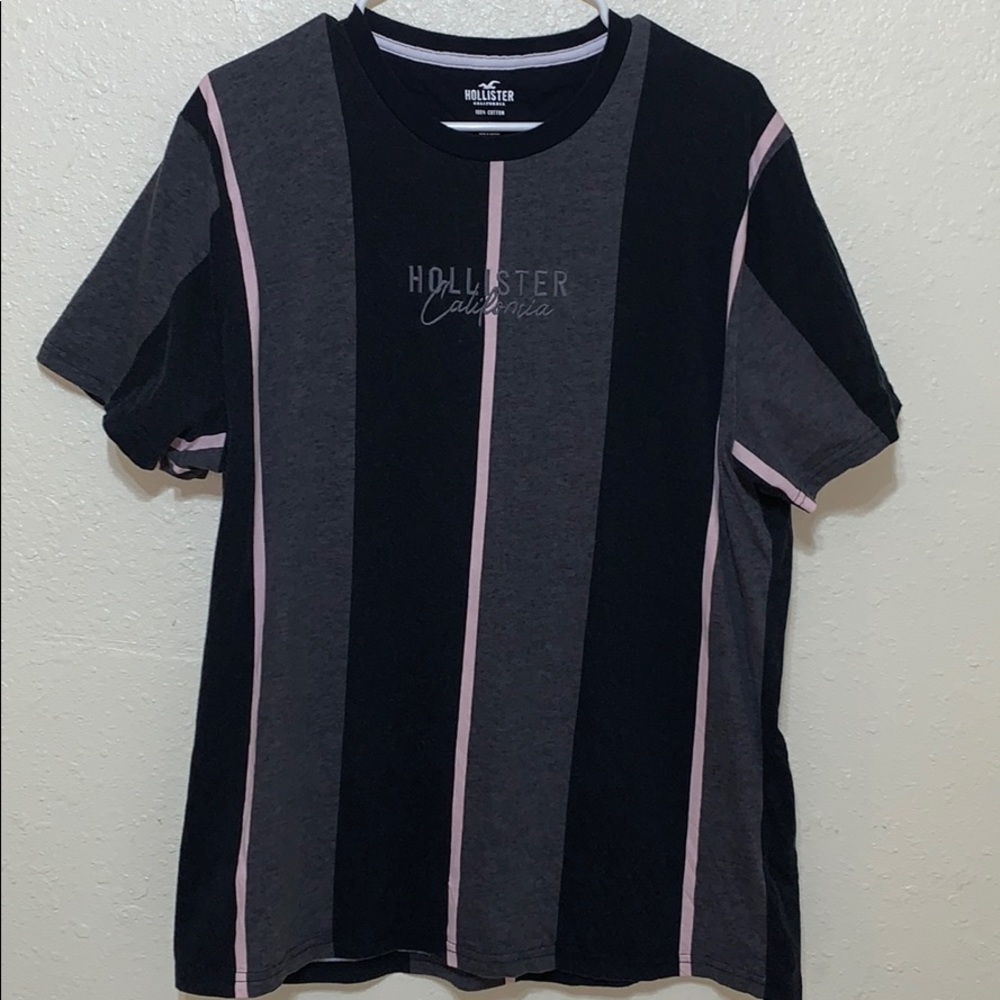 Hollister tee